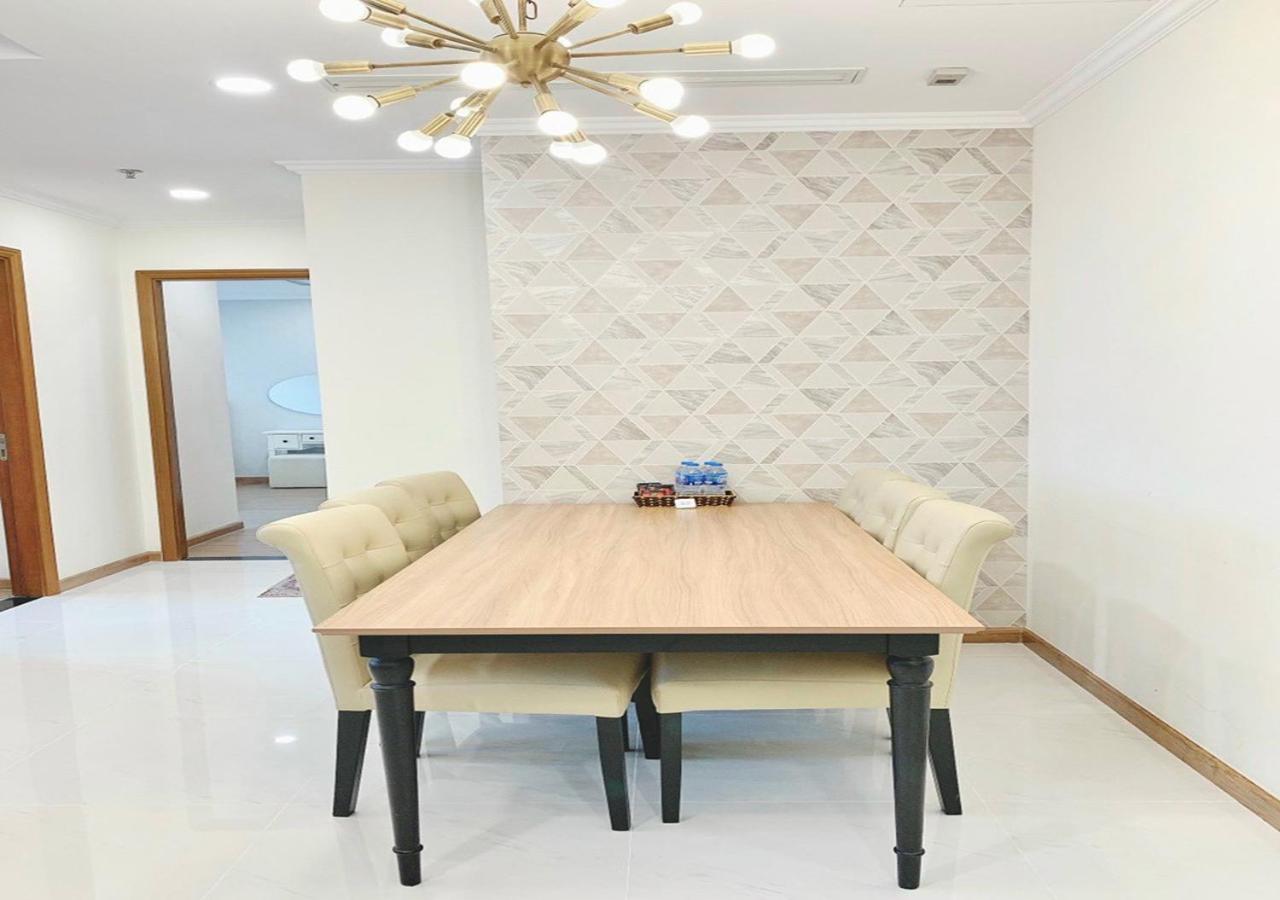 Landmark Plus Central Park Vista Apartment Хошимин Екстериор снимка
